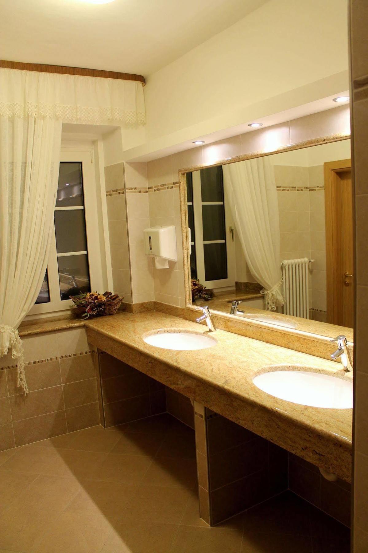 Albergo Trentino موينا المظهر الخارجي الصورة