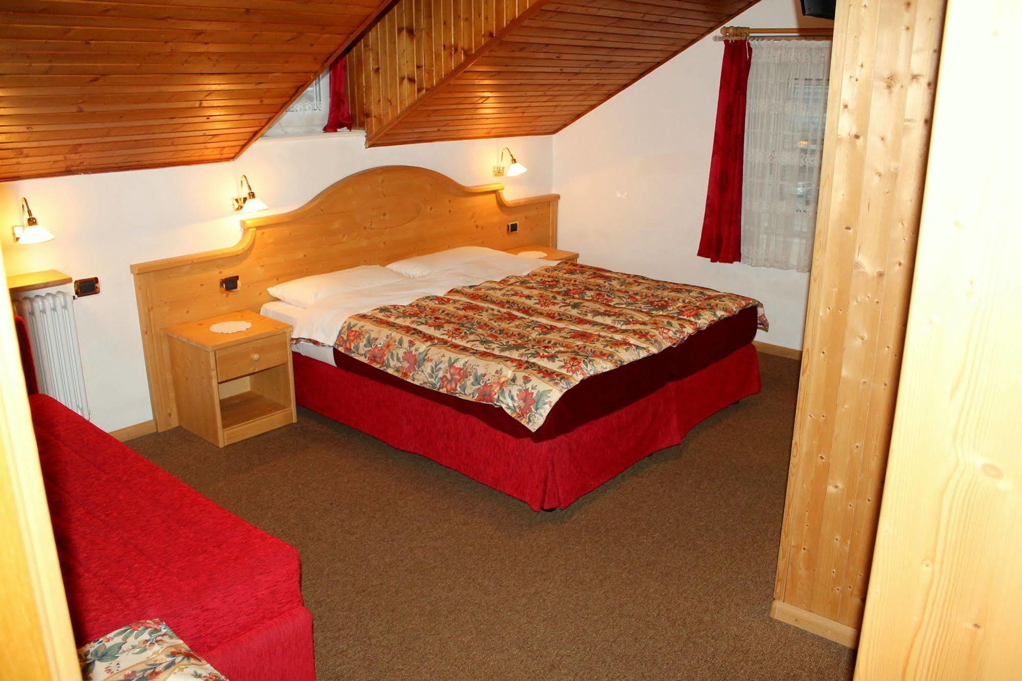 Albergo Trentino موينا المظهر الخارجي الصورة