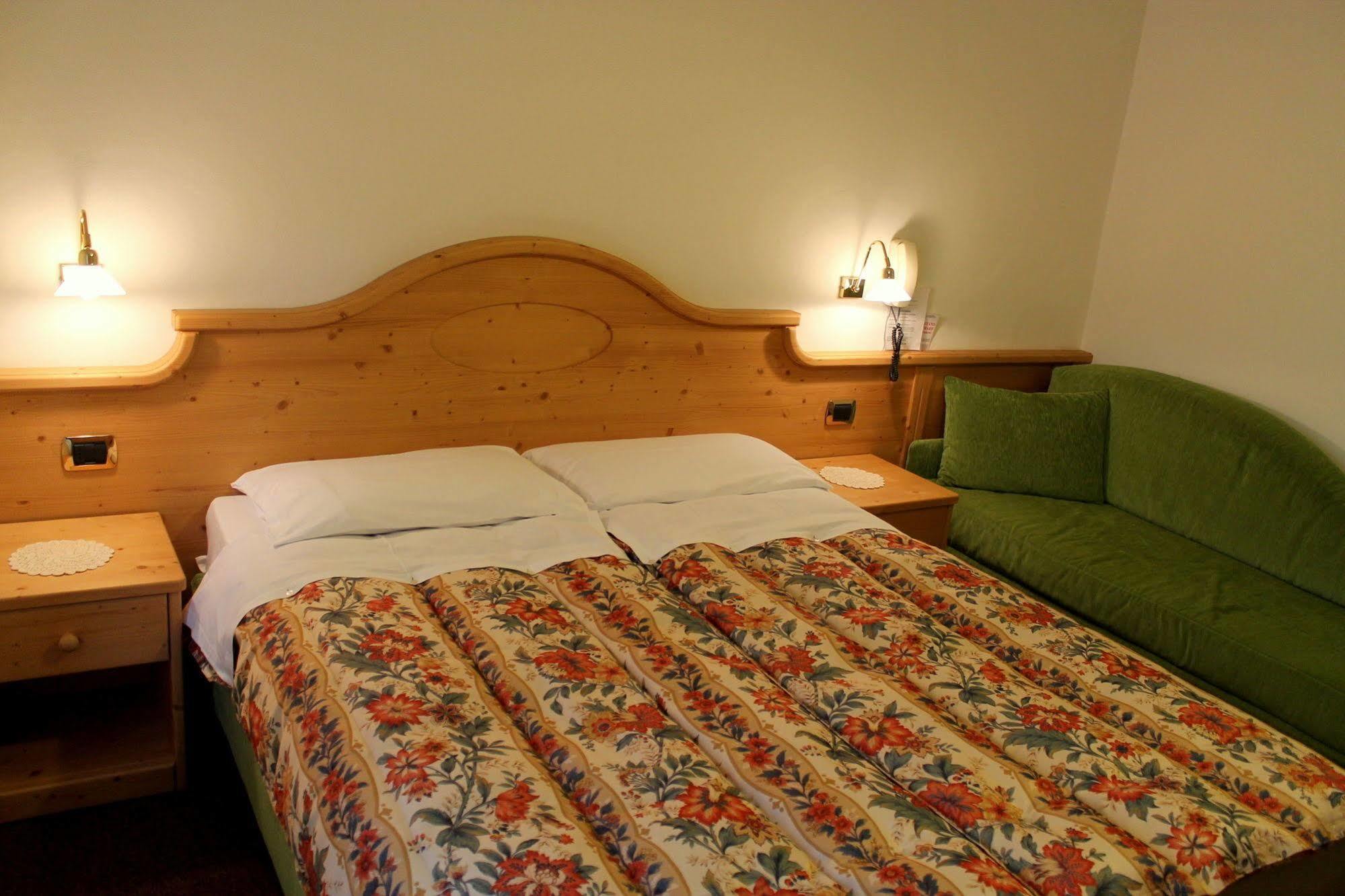 Albergo Trentino موينا المظهر الخارجي الصورة